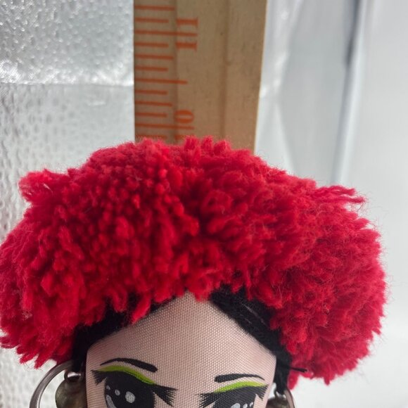 Vtg Handcrafted Ethnic Doll Traditional Outfit Hand Painted Face 10" - Picture 4 of 4